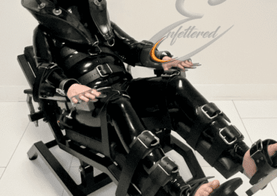 Enfettered tilting treatment chair 7